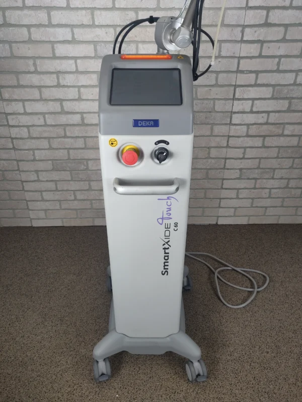 Deka Smartxide Touch - Machine Front