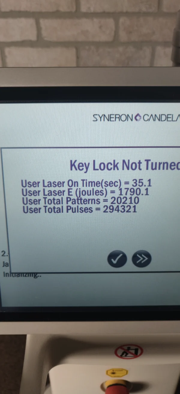 Syneron CO2RE - Machine Display