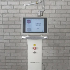 Syneron CO2RE - Machine Front