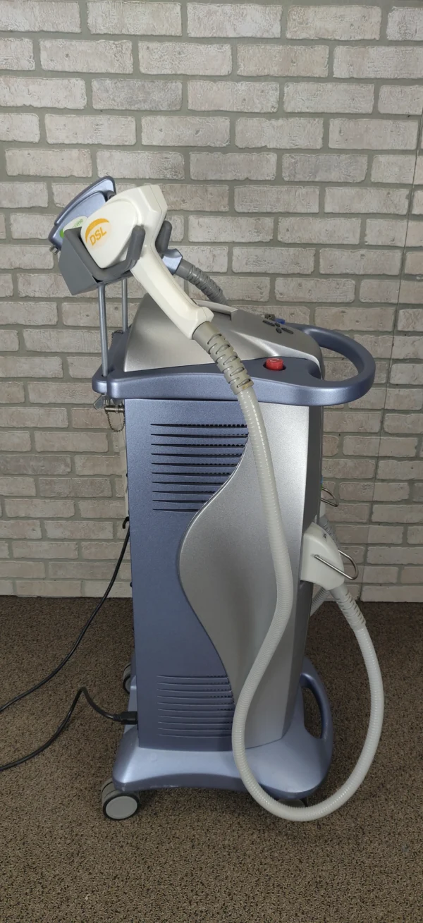 Syneron Emax - Machine Left Side