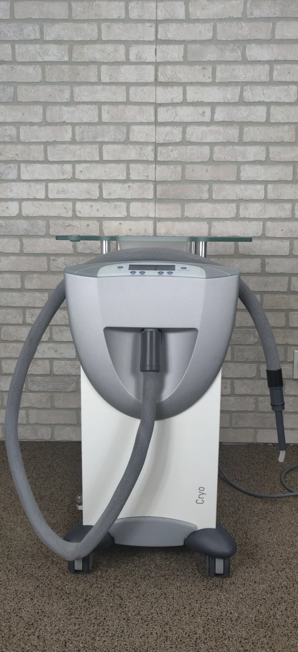 Zimmer Cryo 6 - Machine Front with Handpiece